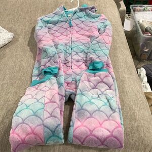 Girls pajamas